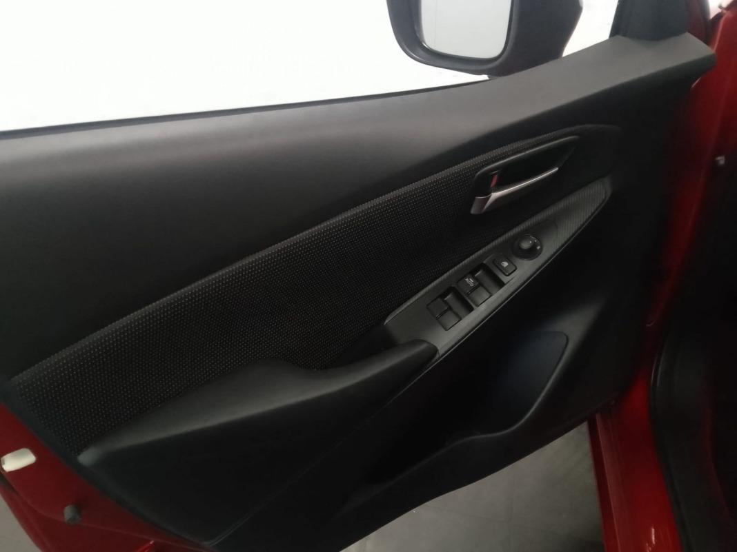 Mazda Mazda2 e-SKYACTIV G 1.5 66kW (90CV) MT Homura