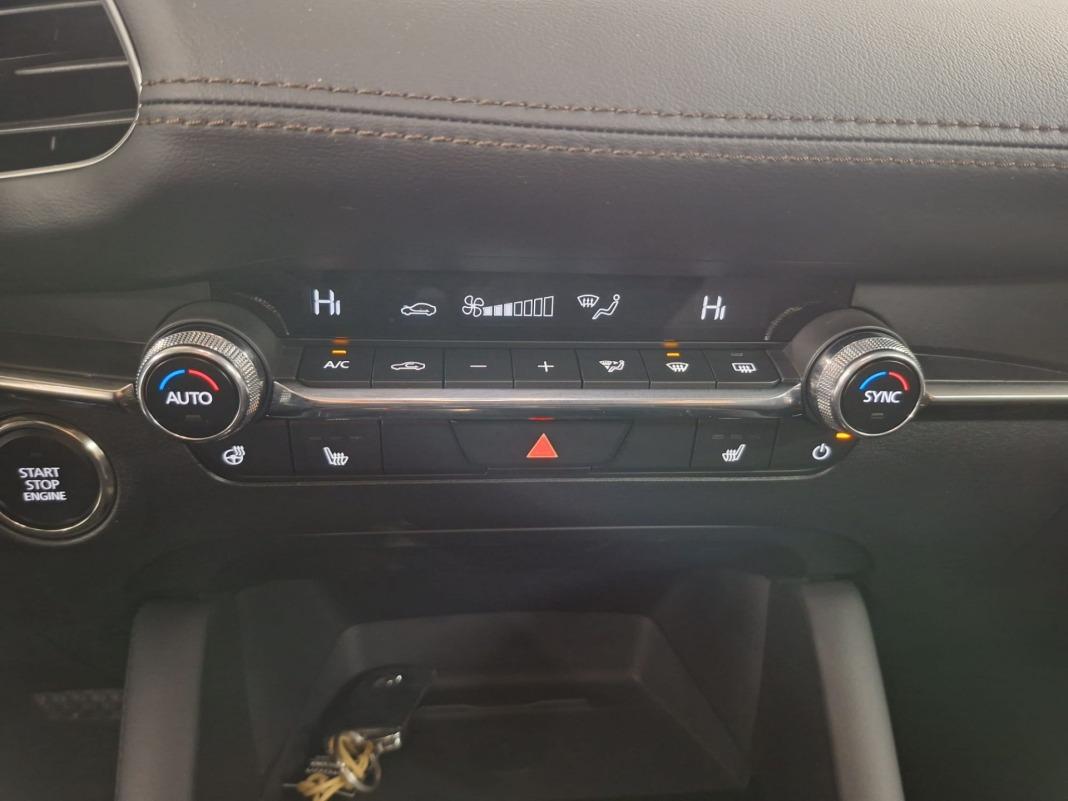 Mazda Mazda3 2.0L e-SKYACTIV X MHEV 137kW 6AT Takumi