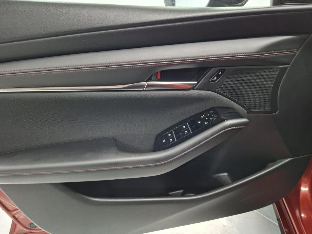 Mazda Mazda3 2.0 e-SKYACTIV-G 88KW HOMURA