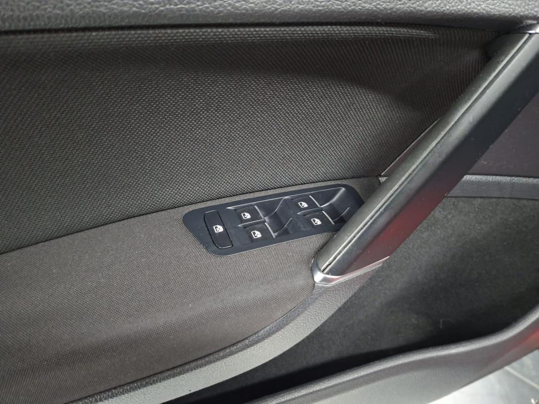 Volkswagen Golf GTE 1.4 TSI e-Power 150kW (204CV) DSG