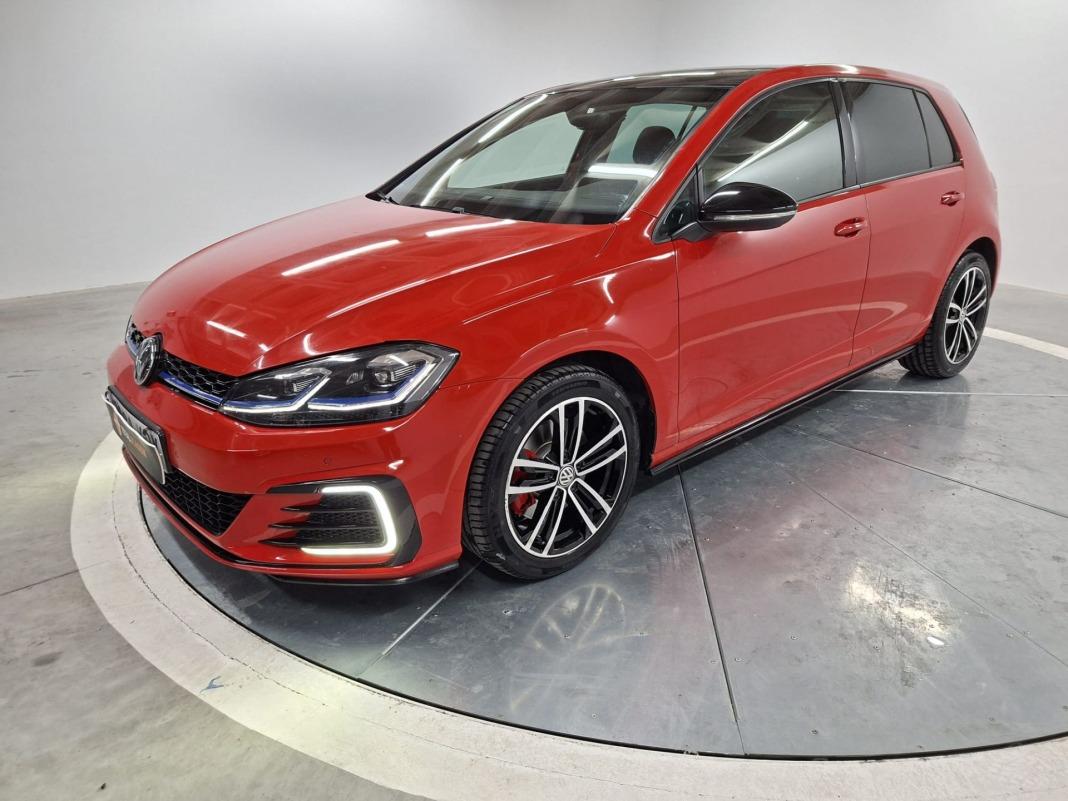 Volkswagen Golf GTE 1.4 TSI e-Power 150kW (204CV) DSG