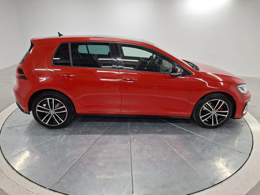 Volkswagen Golf GTE 1.4 TSI e-Power 150kW (204CV) DSG