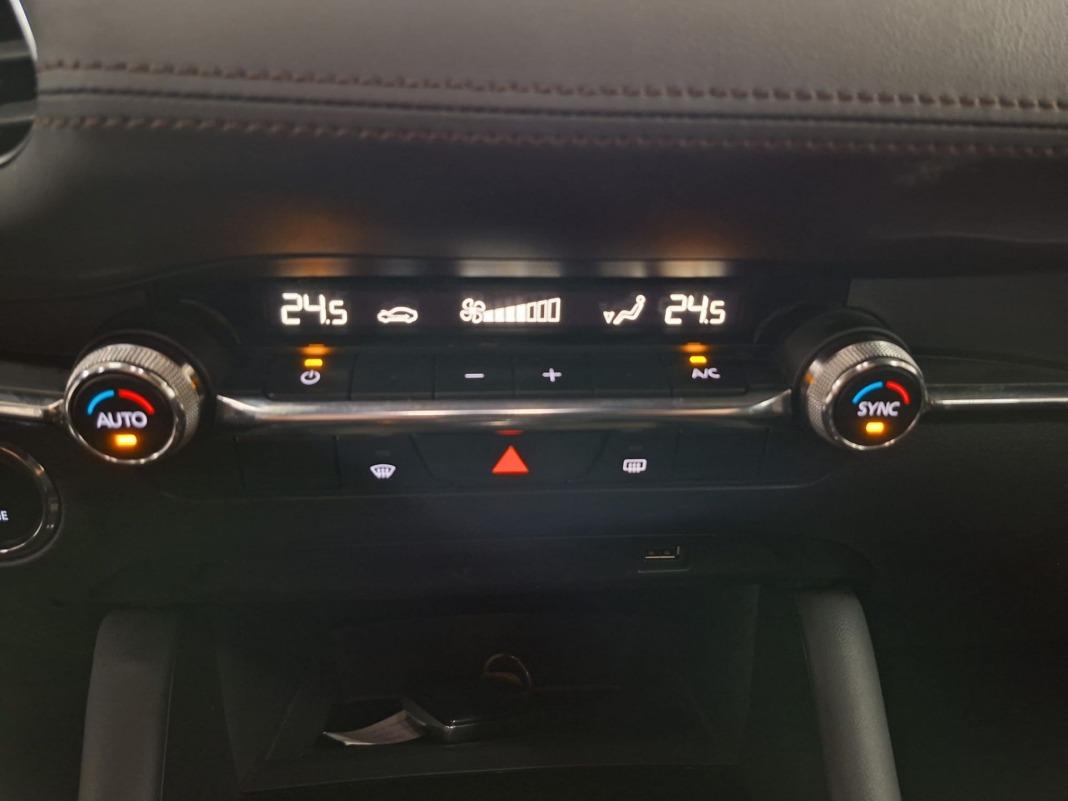 Mazda Mazda3 2.0 e-SKYACTIV-G 88KW ZENITH