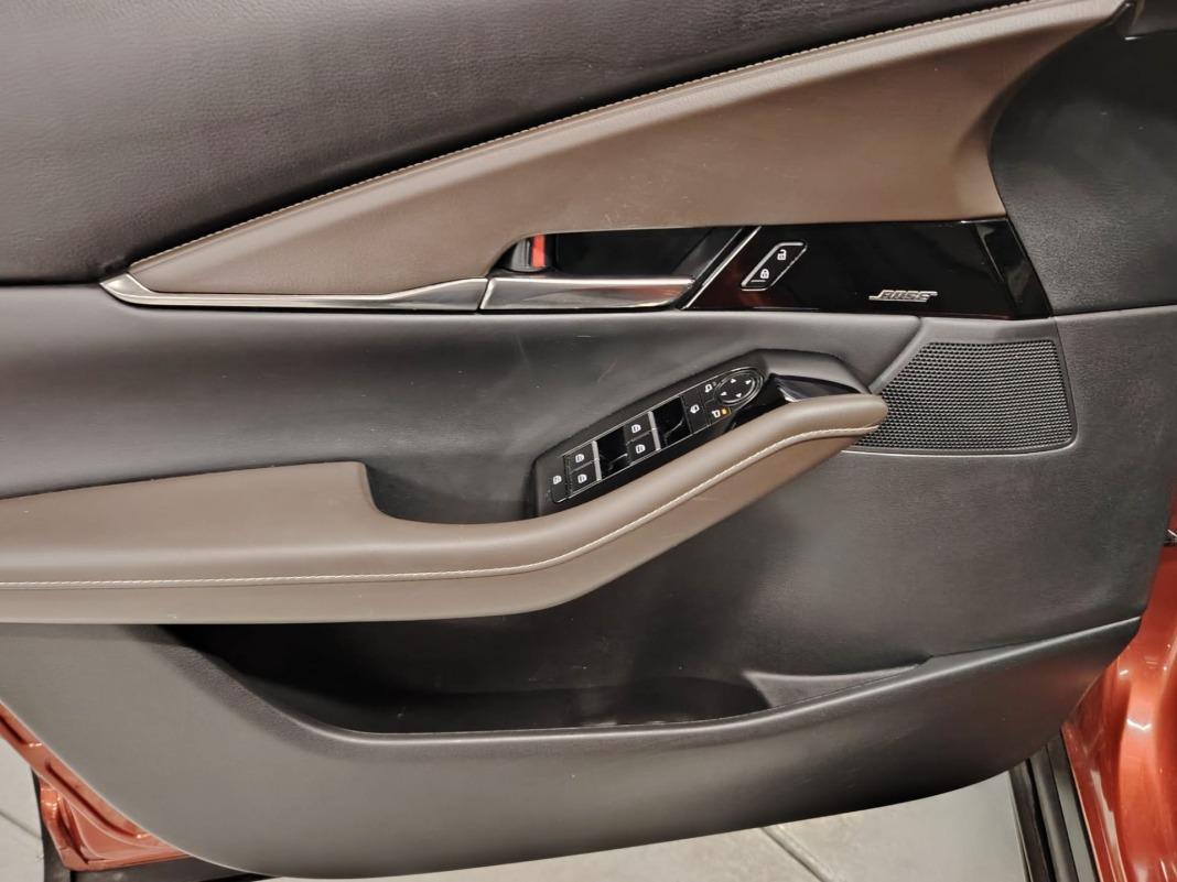 Mazda Cx-30 e-SKYACTIV-G 90kW AT Zenith Black Safe
