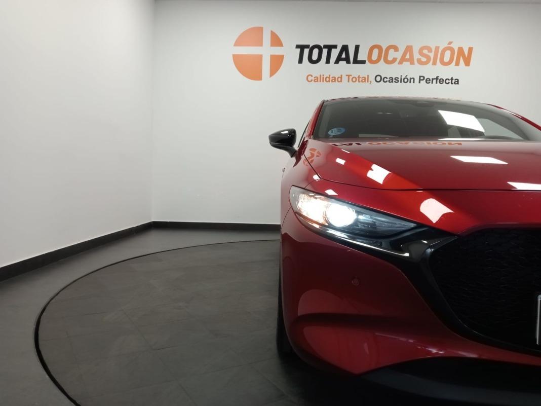 Mazda Mazda3 2.0 e-SKYACTIV-G HOMURA AT