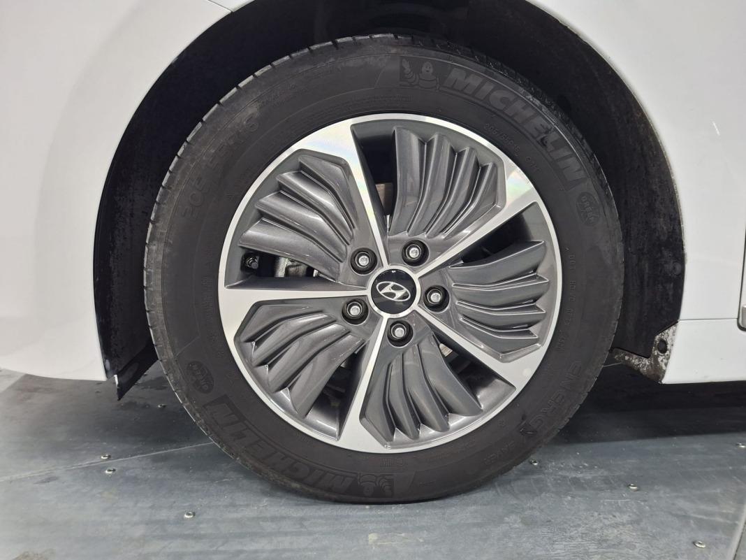 Hyundai Ioniq 1.6 GDI PHEV Tecno DCT
