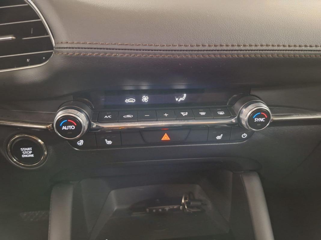 Mazda Mazda3 2.5L e-SKY G MHEV 103kW 6AT Excl-line