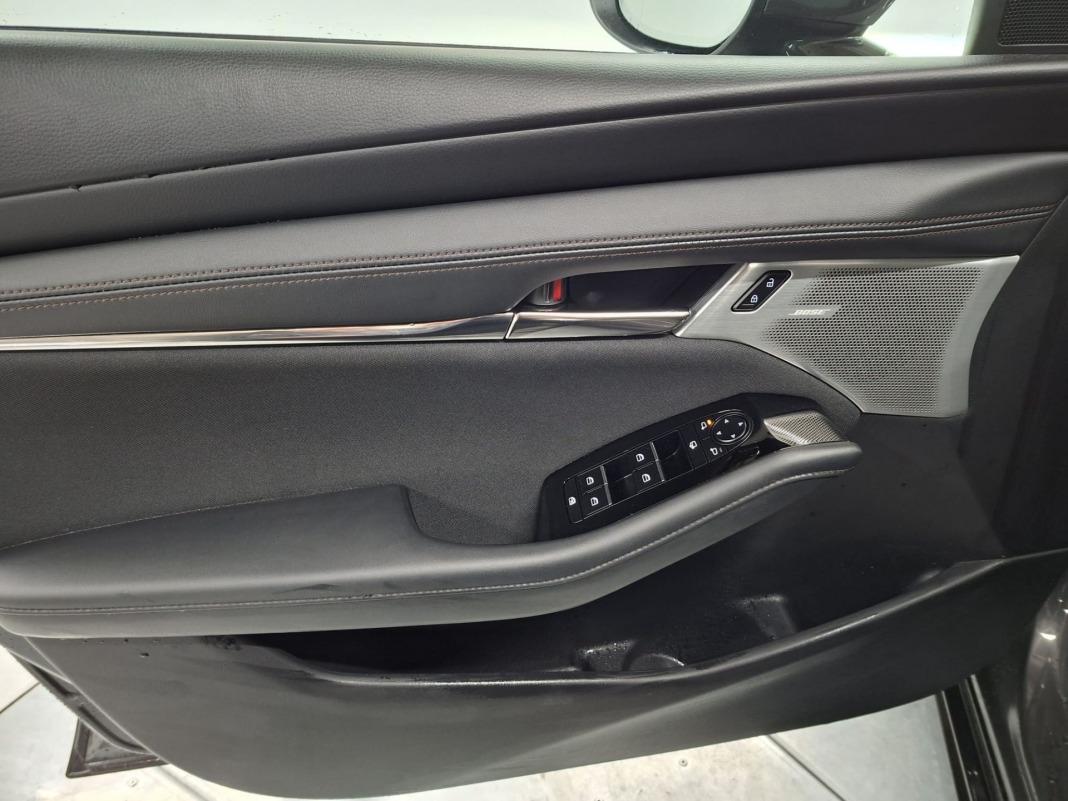 Mazda Mazda3 2.5L e-SKY G MHEV 103kW 6AT Excl-line