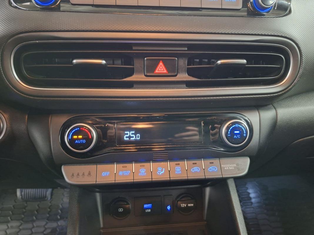 Hyundai Kona 1.6 GDI HEV Style Sky DCT