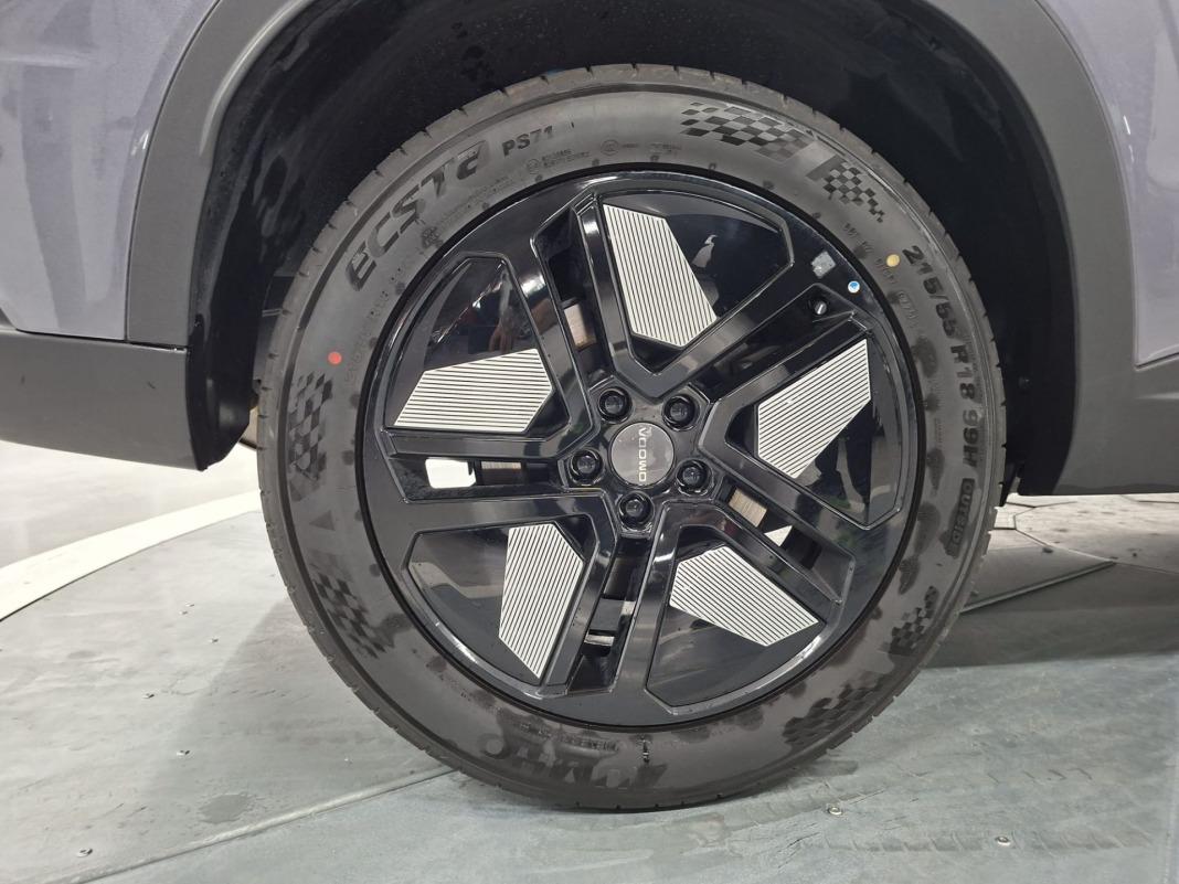 Omoda 5 MY25 - Premium 1.6 TGDI 108kW (145cv)