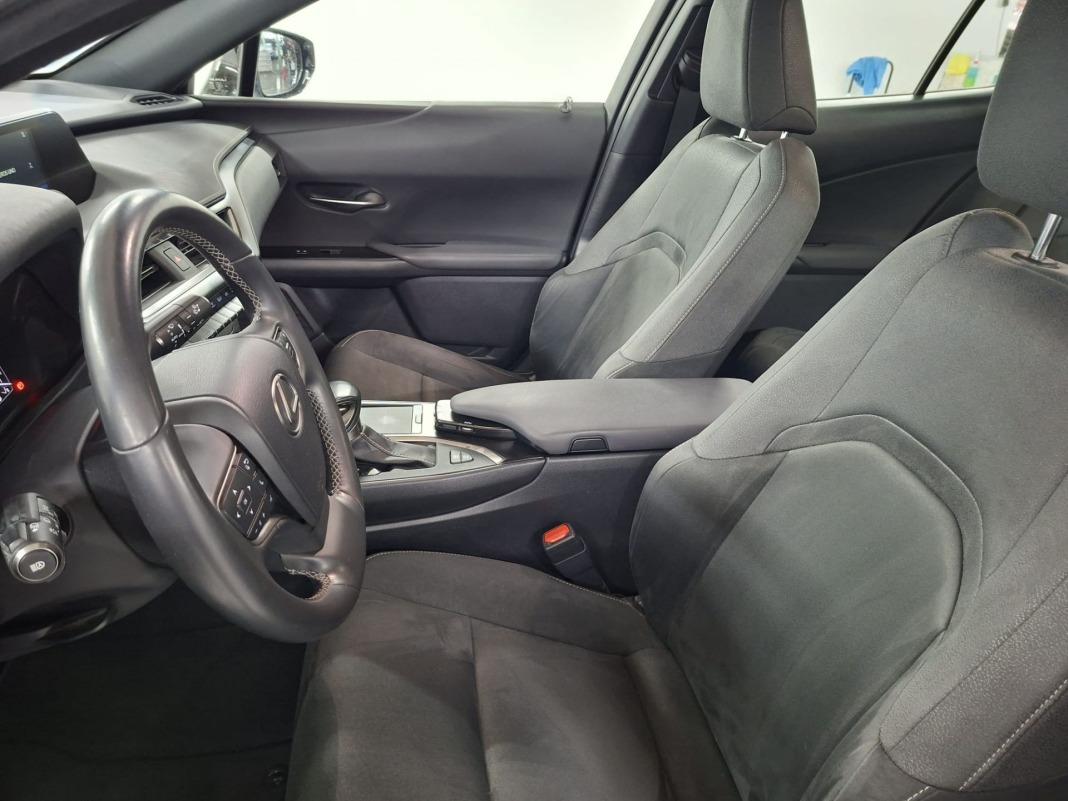 Lexus Ux 250H BUSINESS