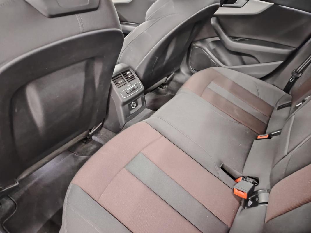 Audi A4 S line edition 1.4 TFSI 110kW (150CV)