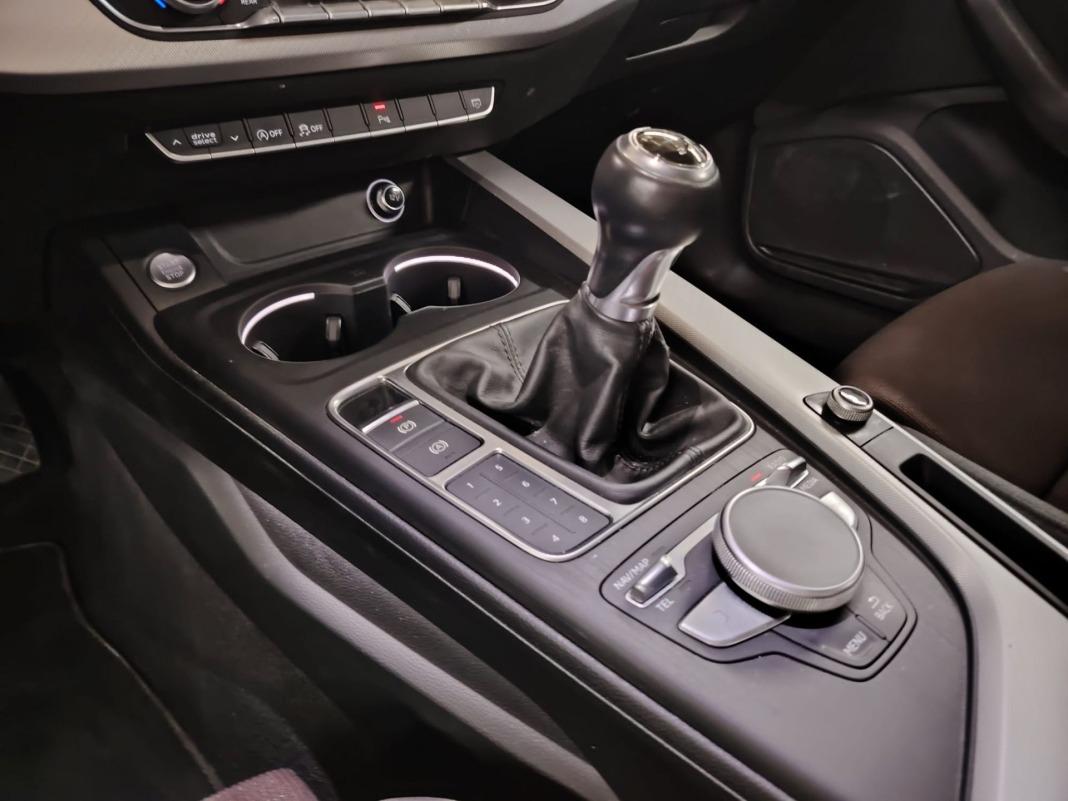 Audi A4 S line edition 1.4 TFSI 110kW (150CV)
