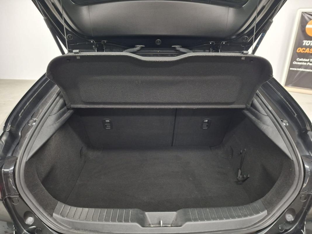 Mazda Mazda3 2.0 SKYACTIV-X ZENITH SAFETY RED