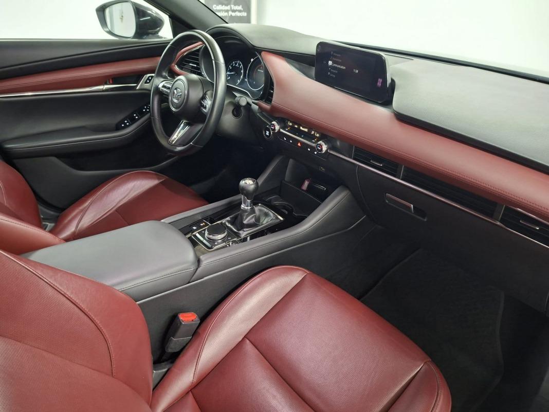 Mazda Mazda3 2.0 SKYACTIV-X ZENITH SAFETY RED