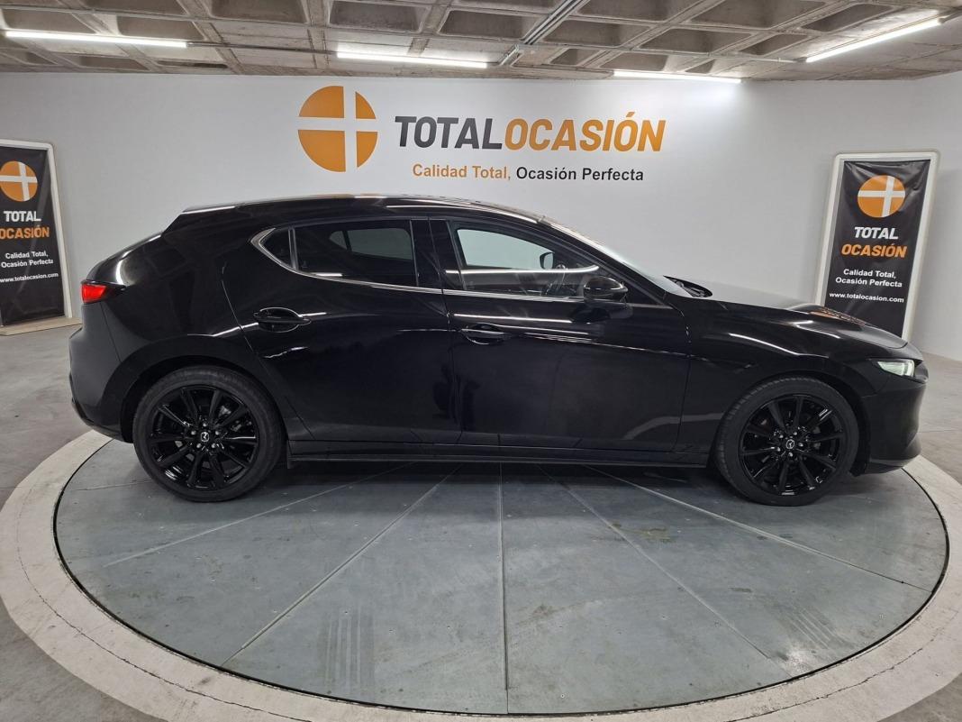 Mazda Mazda3 2.0 SKYACTIV-X ZENITH SAFETY RED