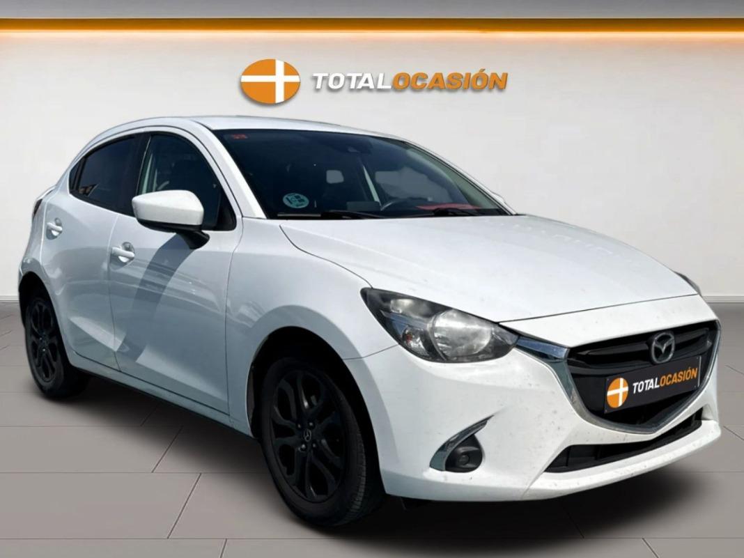 Mazda Mazda2 1.5 GE 66kW (90CV) Black Tech Edition