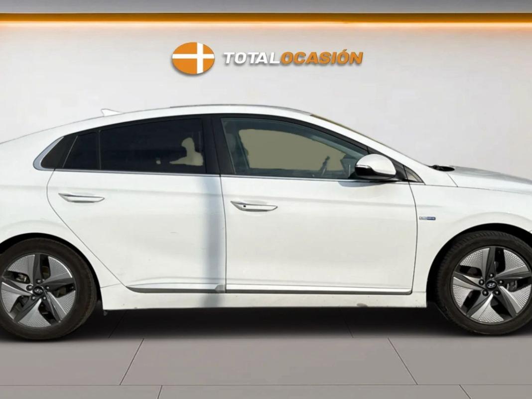 Hyundai Ioniq 1.6 GDI HEV Style DCT
