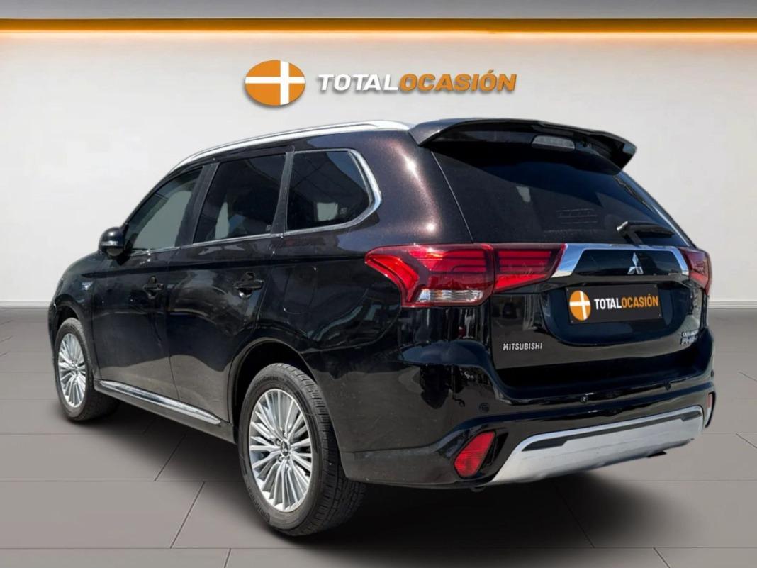 Mitsubishi Outlander 2.4 PHEV Kaiteki Auto 4WD MY19.5