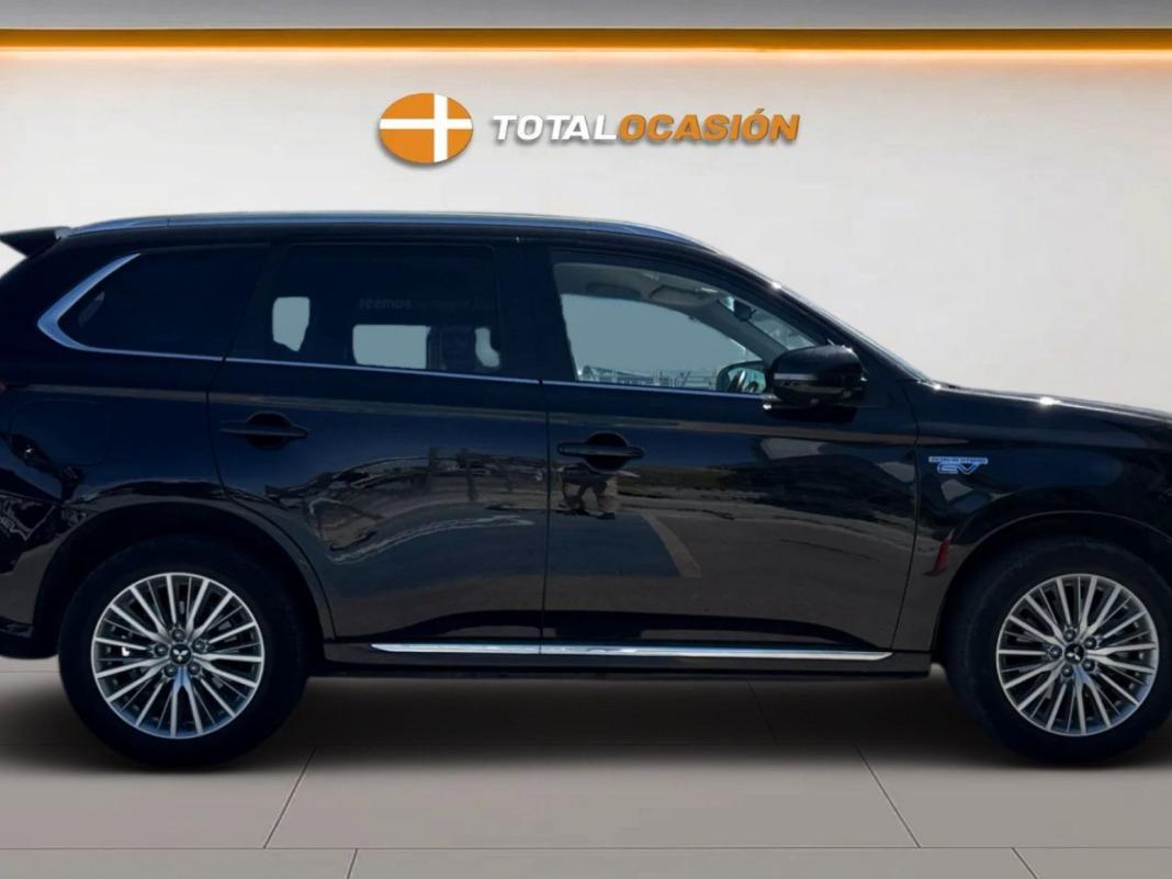 Mitsubishi Outlander 2.4 PHEV Kaiteki Auto 4WD MY19.5