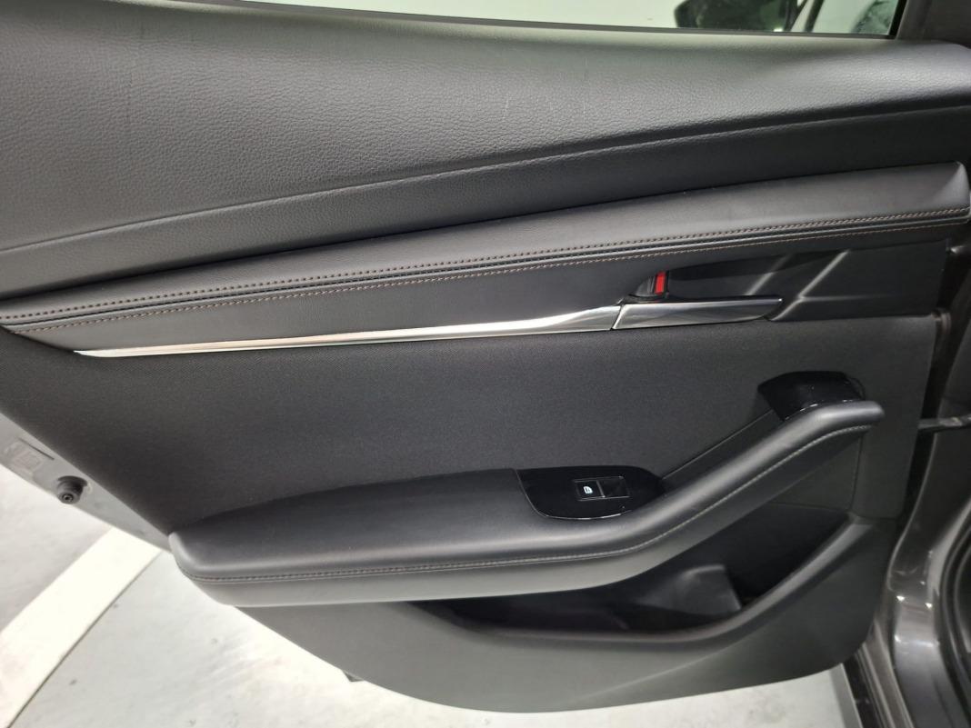 Mazda Mazda3 e-SKYACTIV-G 90KW EXCLUSIVE-LINE PLUS AT