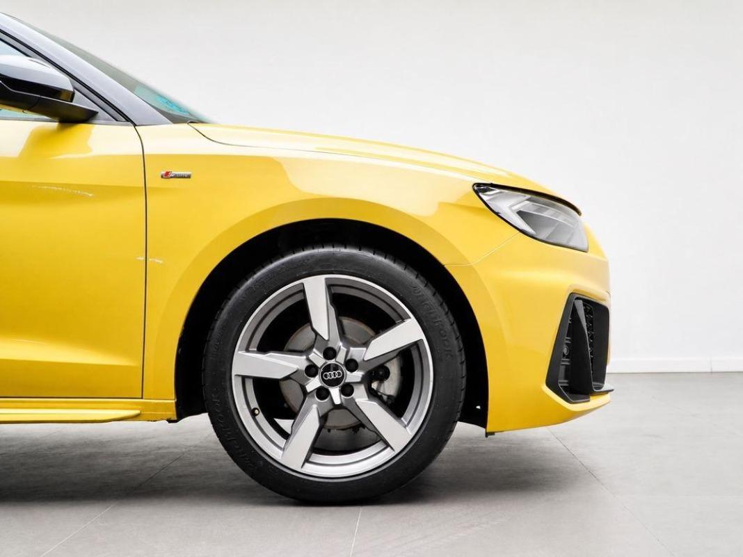Audi A1 Sportback Adrenalin Black edition 30 TFSI 81 kW (110 CV) S tronic