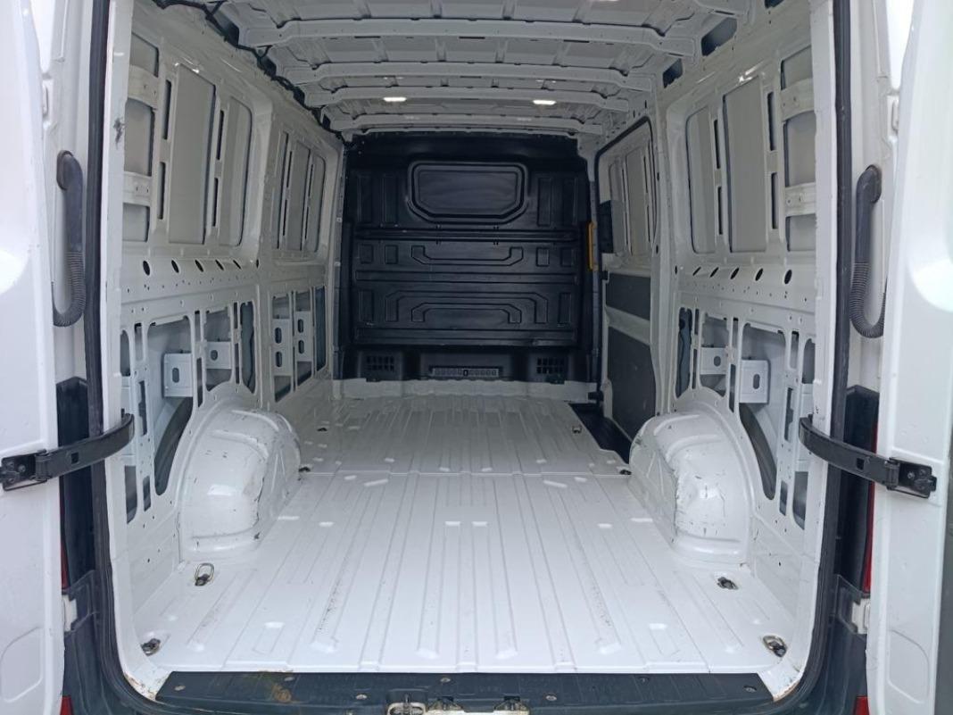 Volkswagen Crafter 35 Furgón Batalla Media L3H2 2.0 TDI 103 kW (140 CV)