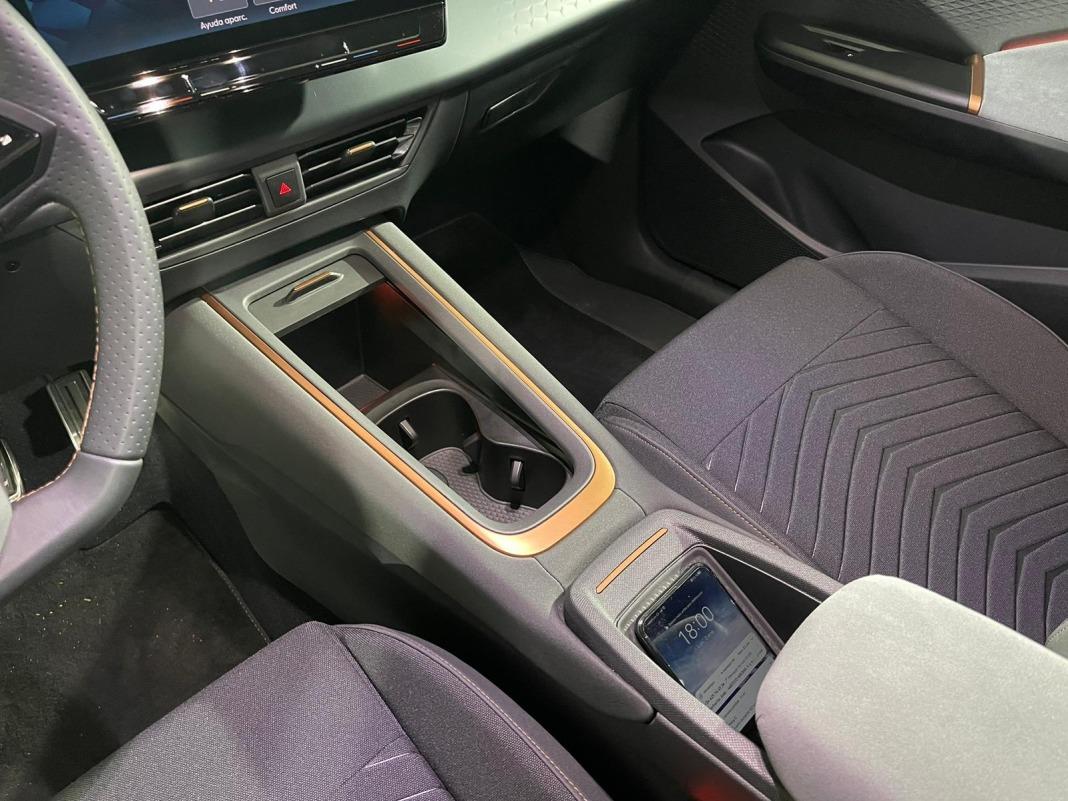 CUPRA Born 58 kWh 150 kW (204 CV)