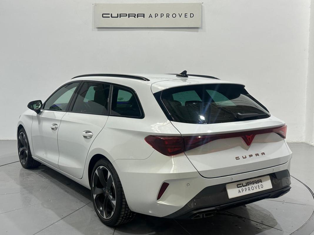 CUPRA Leon Sportstourer 1.5 eTSI DSG 110 kW (150 CV)