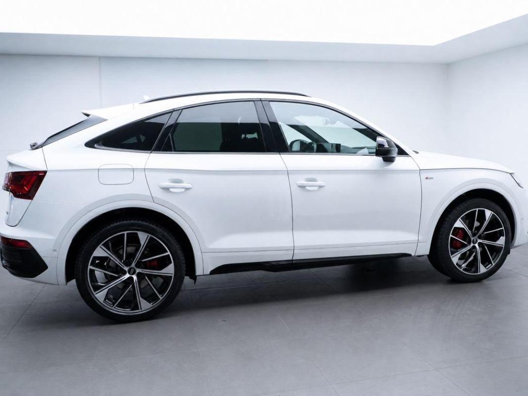 Audi Q5 Sportback Tfsie Black Line 55 TFSI e quattro-ultra 270 kW (367 CV)