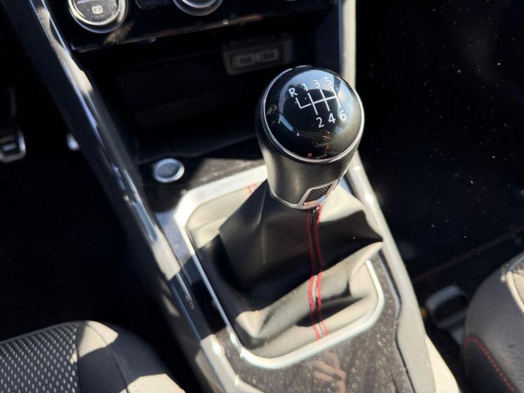 Volkswagen T-roc Sport 1.5 TSI 110 kW (150 CV)