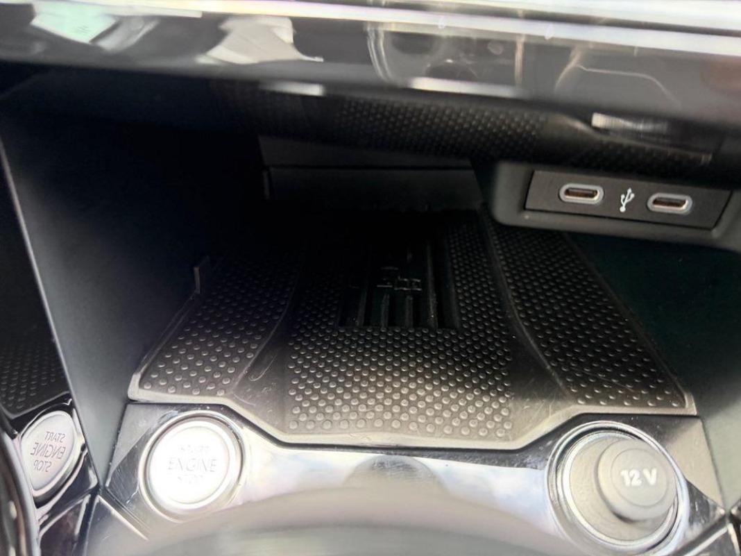 Volkswagen T-roc R-Line 1.5 TSI 110 kW (150 CV) DSG