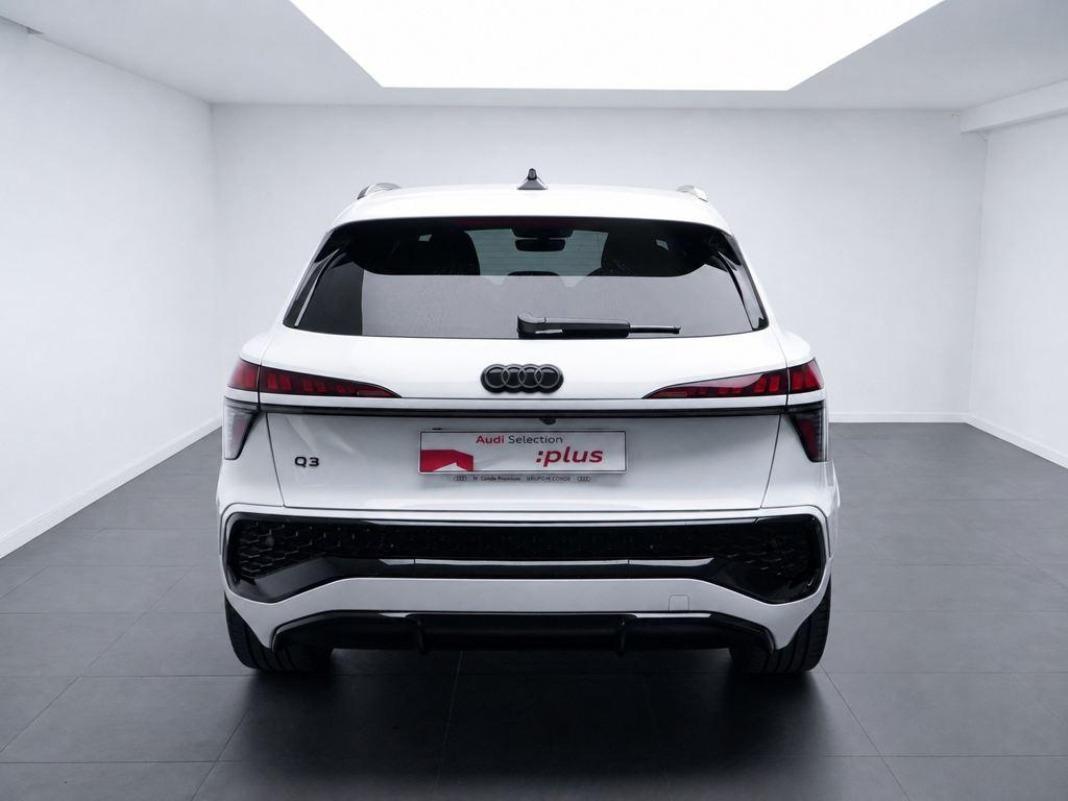 Audi Q3 Black line TFSI 110 kW (150 CV) S tronic