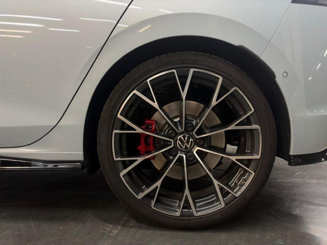 Volkswagen Golf GTI Clubsport 2.0 TSI 221 kW (300 CV) DSG