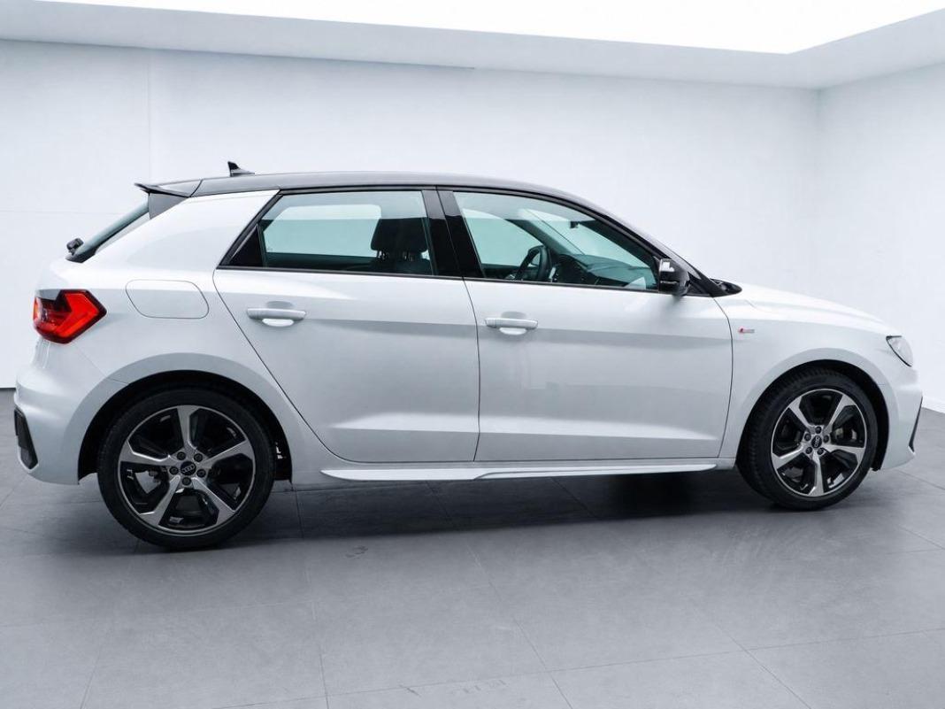 Audi A1 Sportback Adrenalin edition 30 TFSI 81 kW (110 CV) S tronic