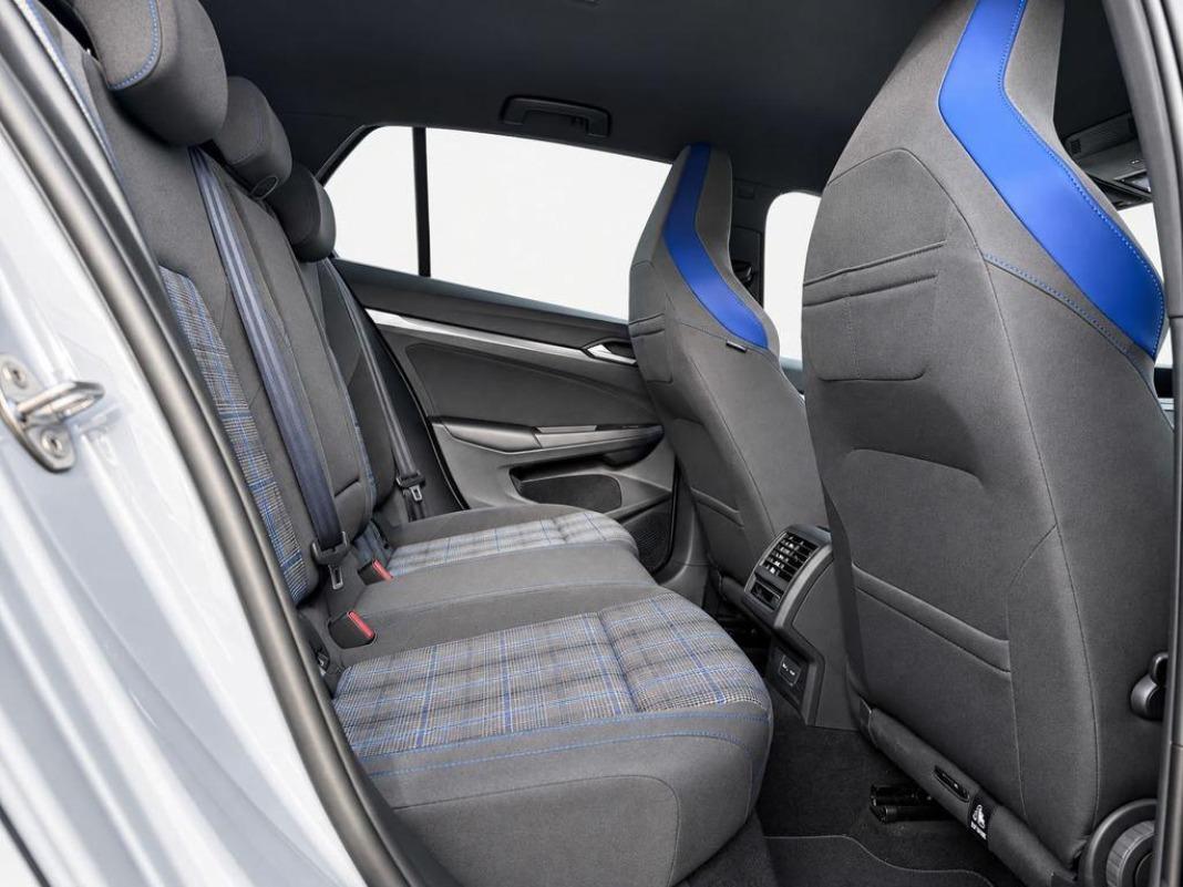 Volkswagen Golf GTE 1.5 PHEV 130kW 200 kW (272 CV) DSG