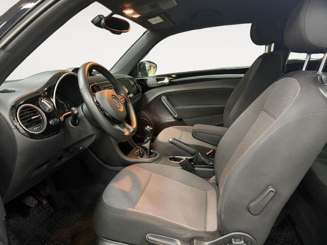 Volkswagen Beetle Design 2.0 TDI 103 kW (140 CV)