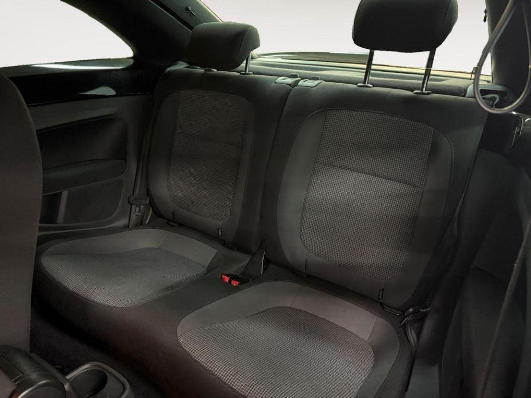 Volkswagen Beetle Design 2.0 TDI 103 kW (140 CV)