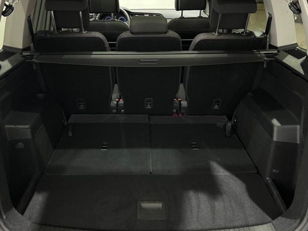 Volkswagen Touran ``Más`` 2.0 TDI 110 kW (150 CV) DSG
