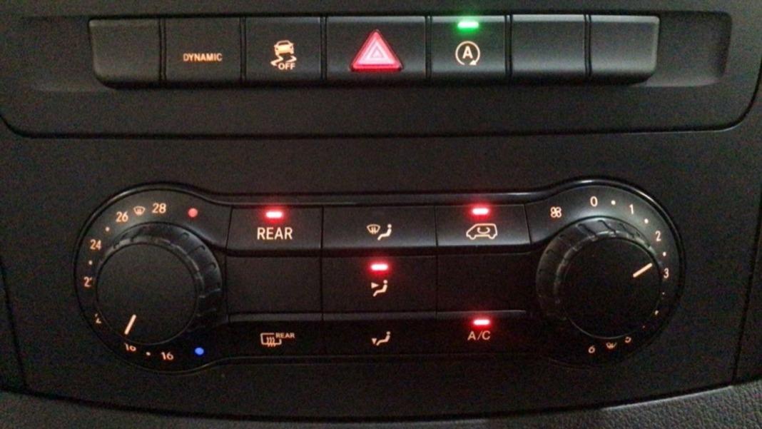 Mercedes Vito 116 CDI 6D Poro Larga