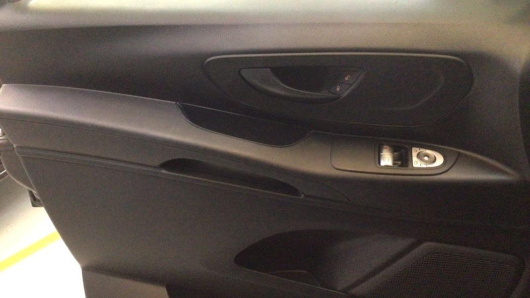 Mercedes Vito 116 CDI 6D Poro Larga