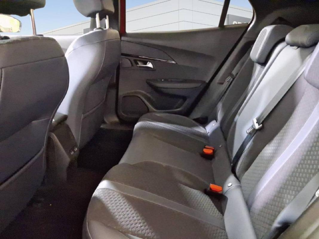 Peugeot 2008 Allure Puretech 130 S&S EAT8