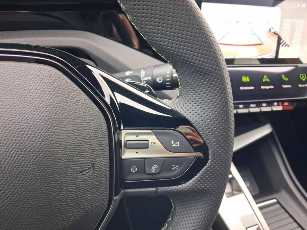 Peugeot 308 5P GT Hybrid MHEV 145 e-DCS6