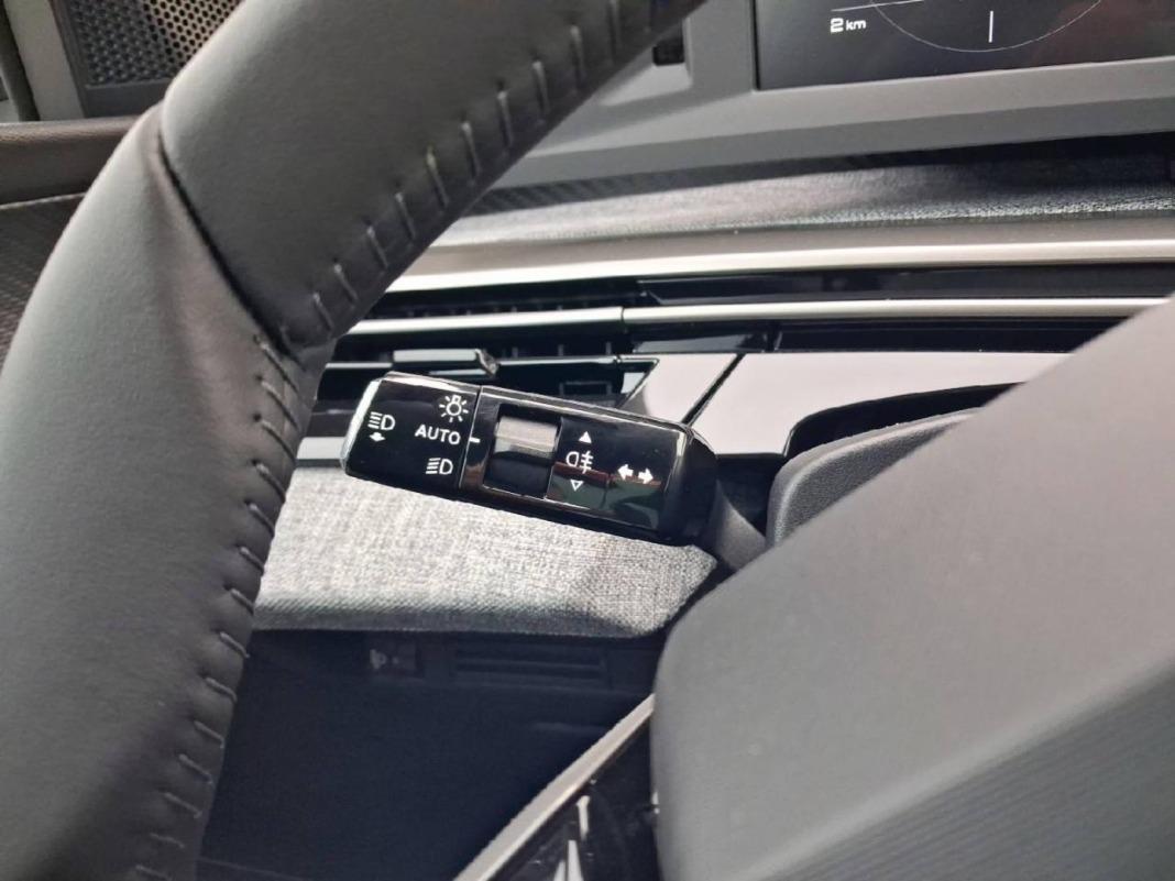 Peugeot 3008 Hybrid 1.2 107KW  eDCS6 Allure