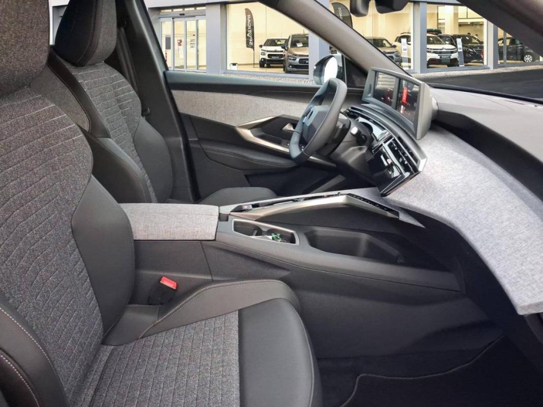 Peugeot 3008 Hybrid 1.2 107KW  eDCS6 Allure