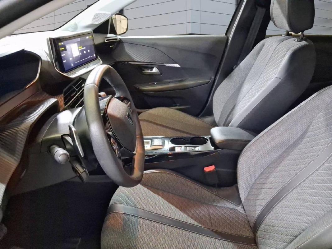 Peugeot 208 Allure HYBRID 110 eDCS6
