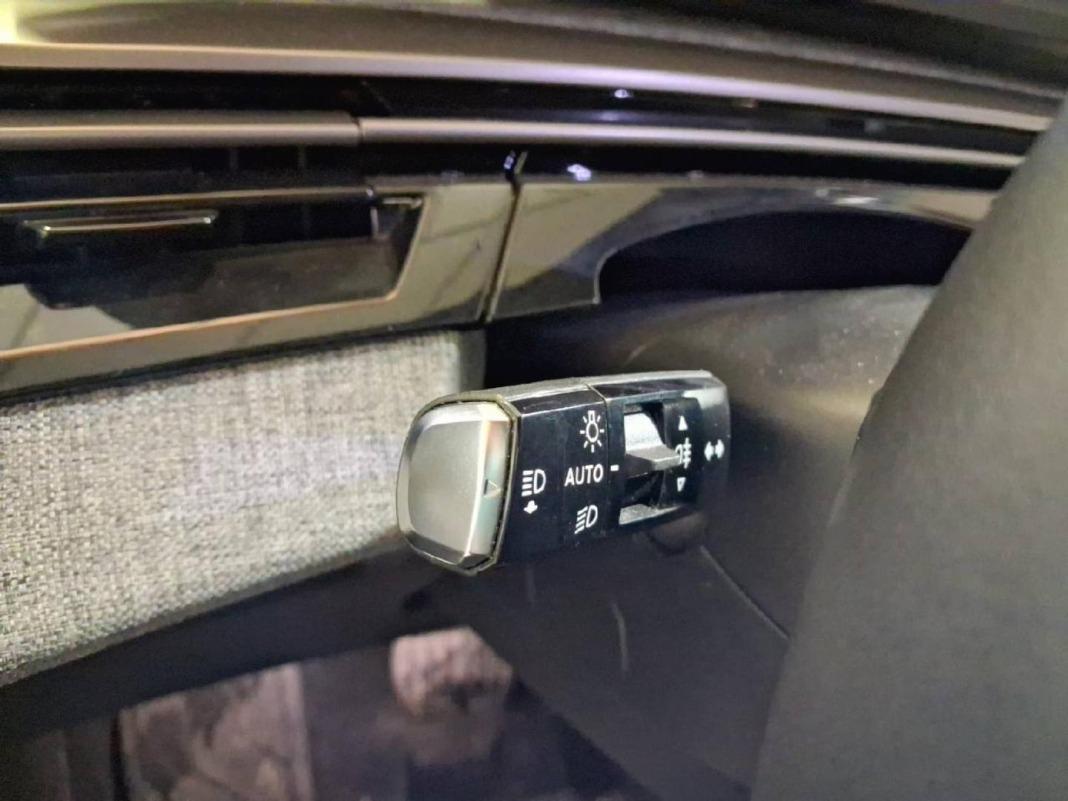 Peugeot 3008 Hybrid 1.2 100KW Allure eDCS6