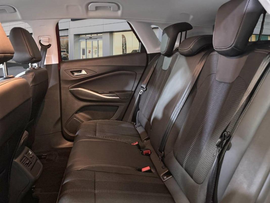 Opel Grandland X 1.2T XHT Hybrid eDCT6 S/S GS