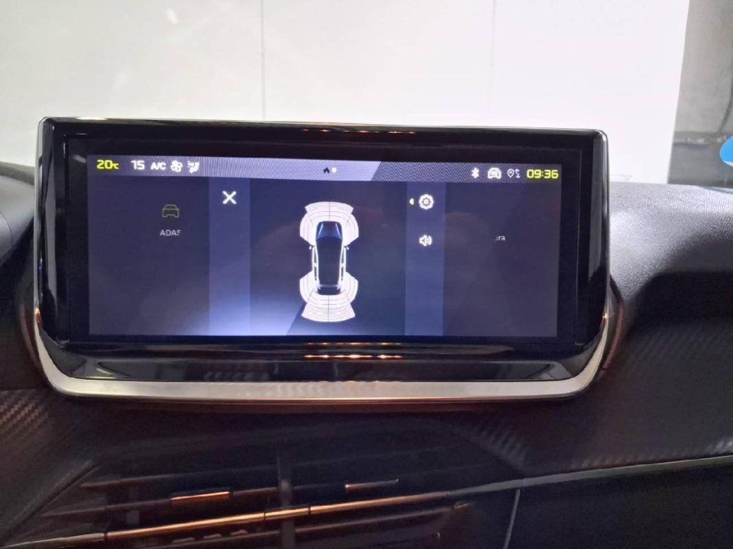 Peugeot 208 Allure HYBRID 110 eDCS6