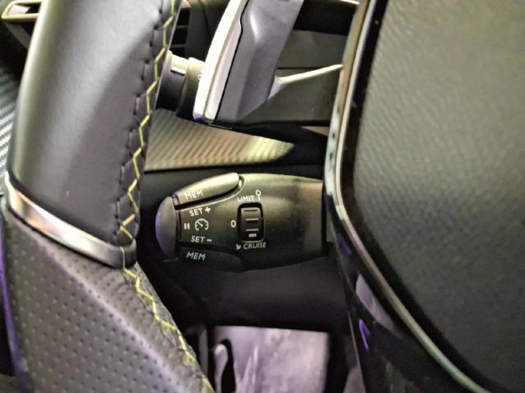 Peugeot 2008 N2008 GT Hybrid 136 eDCS6